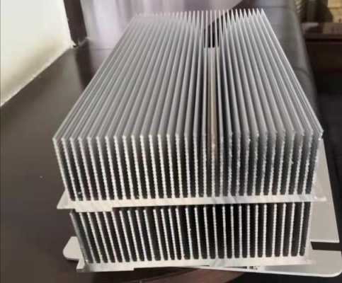 铝材电子散热器（铝材电子散热器图片）