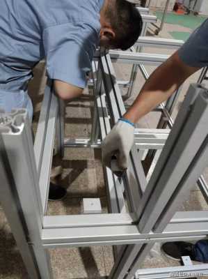 铝材框架如何组装（铝型材框架安装）